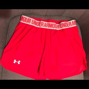 Women’s Under Armour Shorts, with pockets